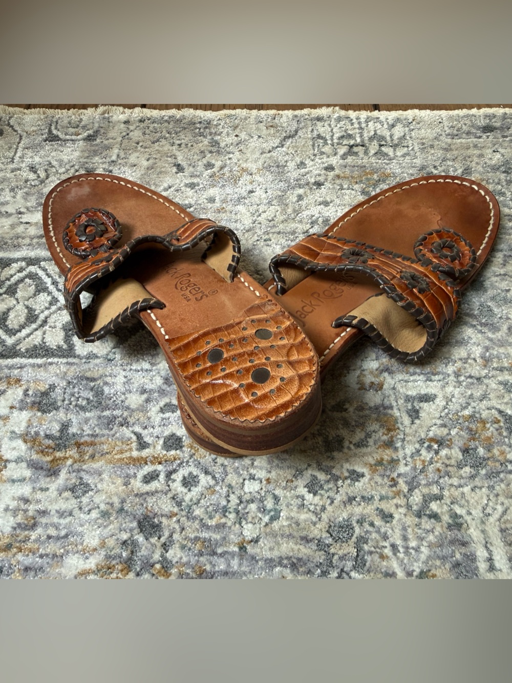 GUC jack Rogers sandals